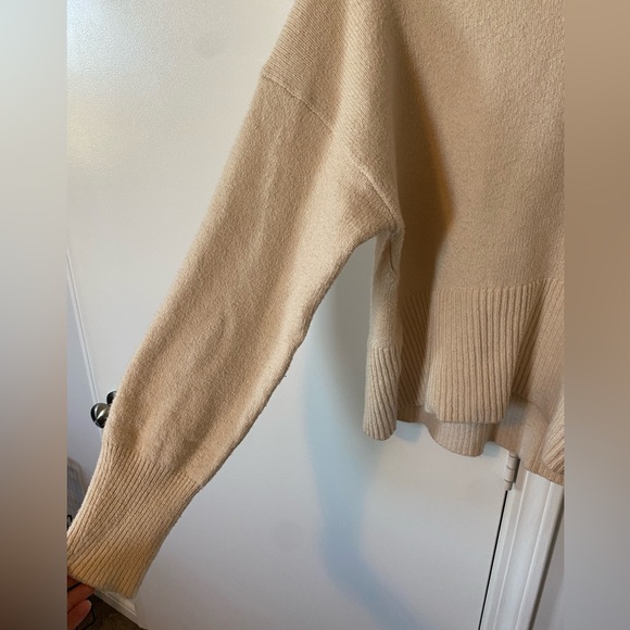 A New Day cream turtle neck sweater size women’s small - Picture 5 of 8